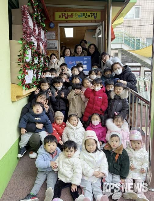 수원시 영통구 매탄3동 시립매탄어린이집, 크리스마스‘라면 트리’로 전한 따뜻한 나눔