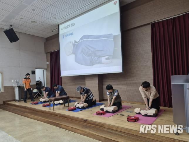 지난해 진행한 심폐소생술 교육 현장 사진
