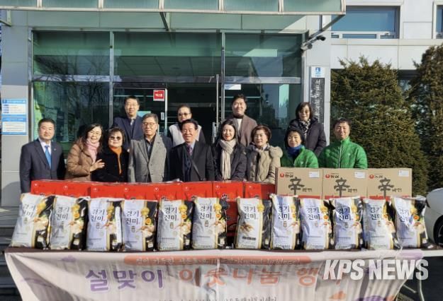 수원시 권선구 서둔동, 설맞이 이웃 돕기 나눔 전달