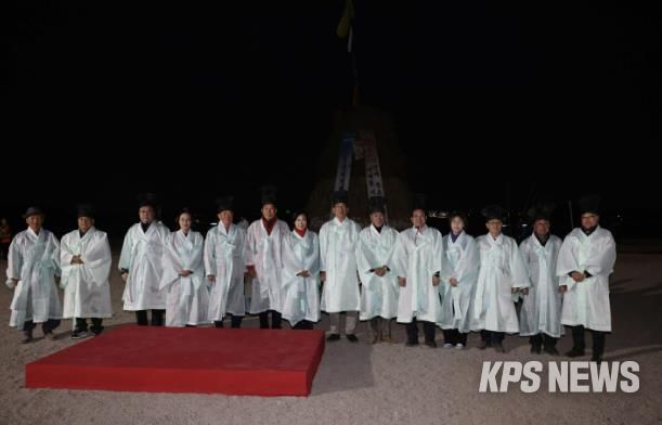 달맞이 축제 참석한 평택시의회와 단체